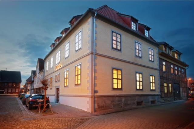 Hotel Am Markt Oebisfelde Esterno foto