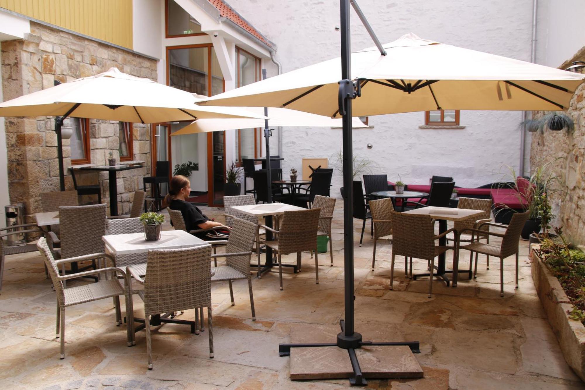 Hotel Am Markt Oebisfelde Esterno foto